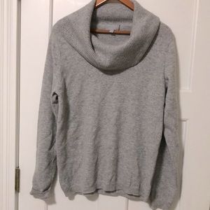 100% Cashmere loose Turtleneck Sweater